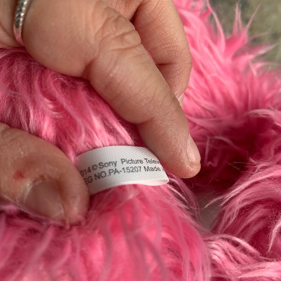 Breaking Bad Mezco Pink Teddy Bear - Picture 5 of 9